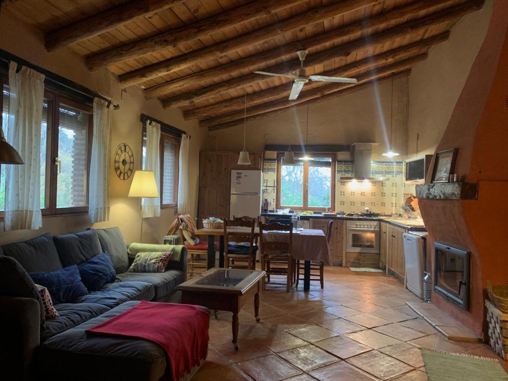 Casa Rural El Riandero Linares de la Sierra Exterior foto